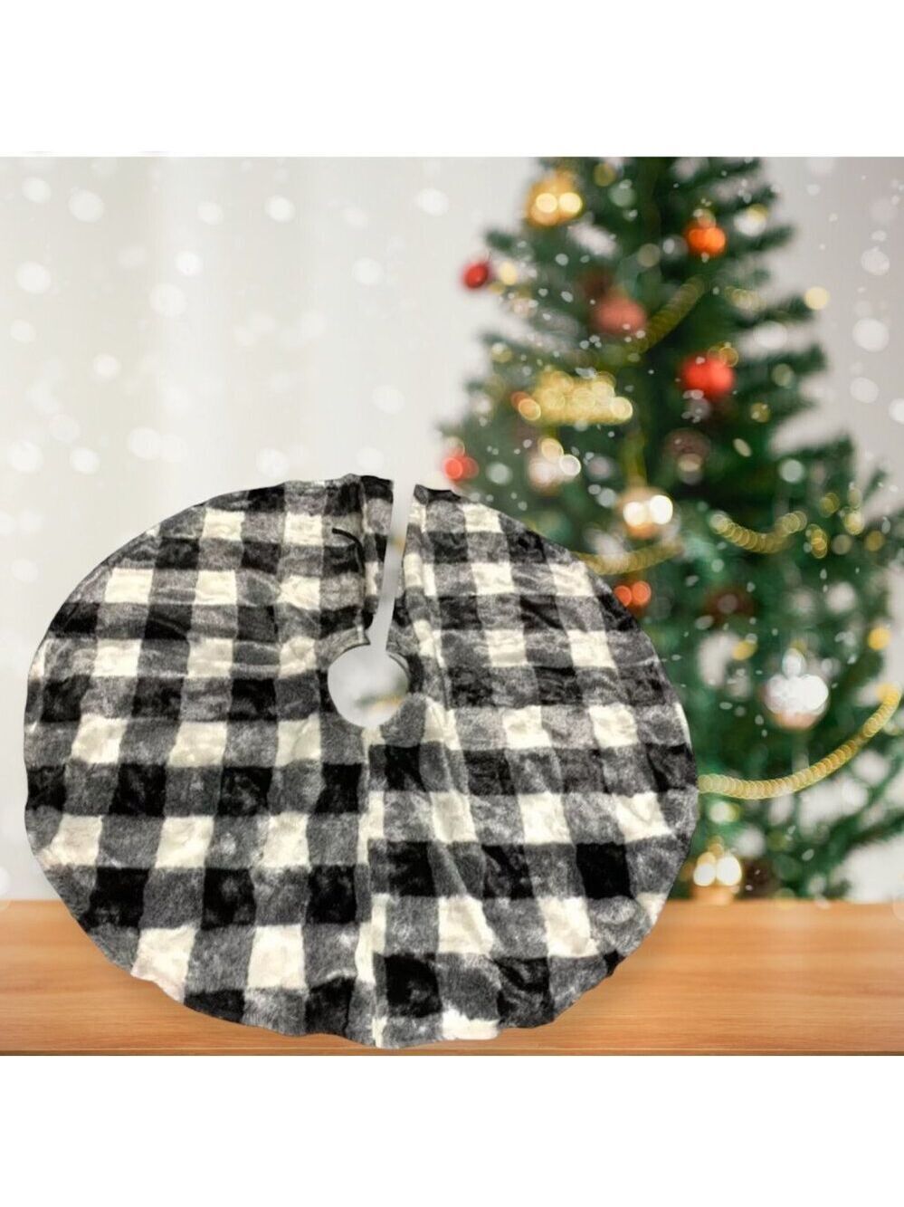 Well Dressed Home Faux Fur Tree Skirt Large Black White Checks X Mas Cottage